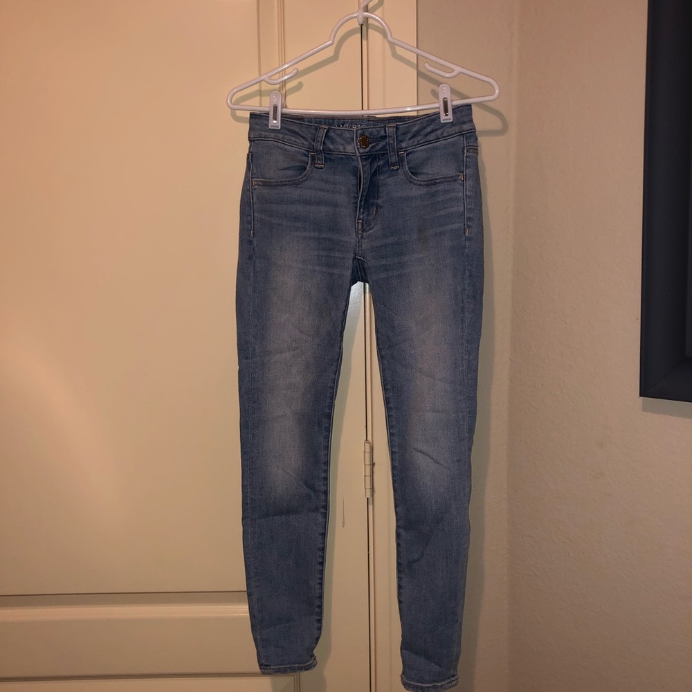 American Eagle, Light Denim jeggins - size 2 short